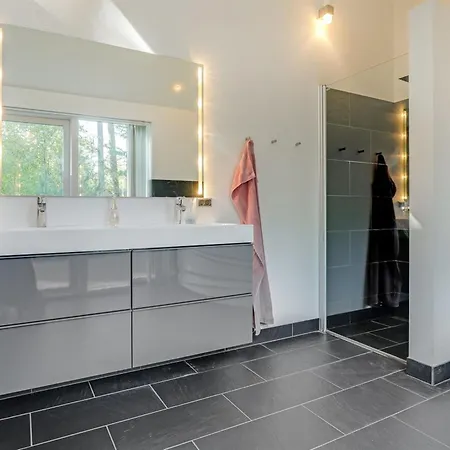 Casa vacanze Elza - 800m From The Sea By Interhome